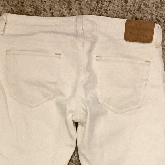 AE American Eagle vintage white crop jeans size 4 (5 for $25) - Picture 3 of 4